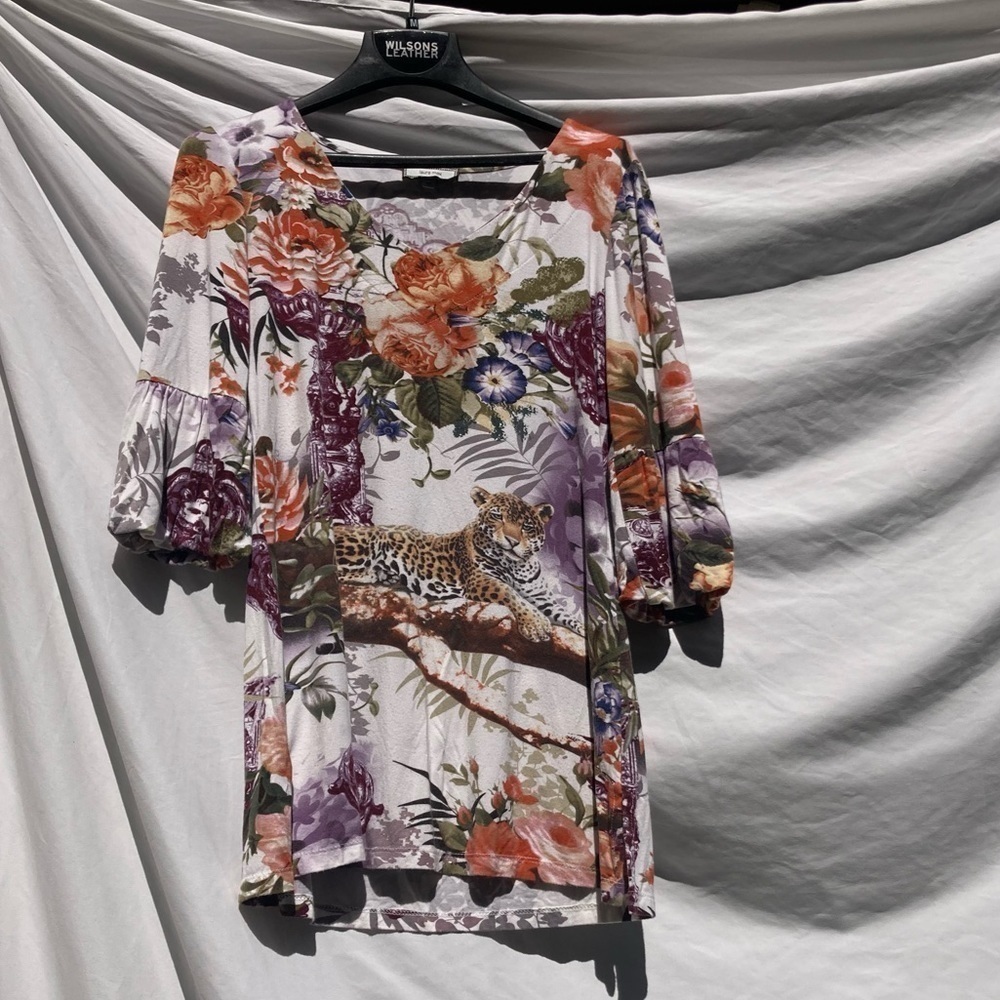 Laura Max white floral cheetah shirt with bell sleeves, size medium
